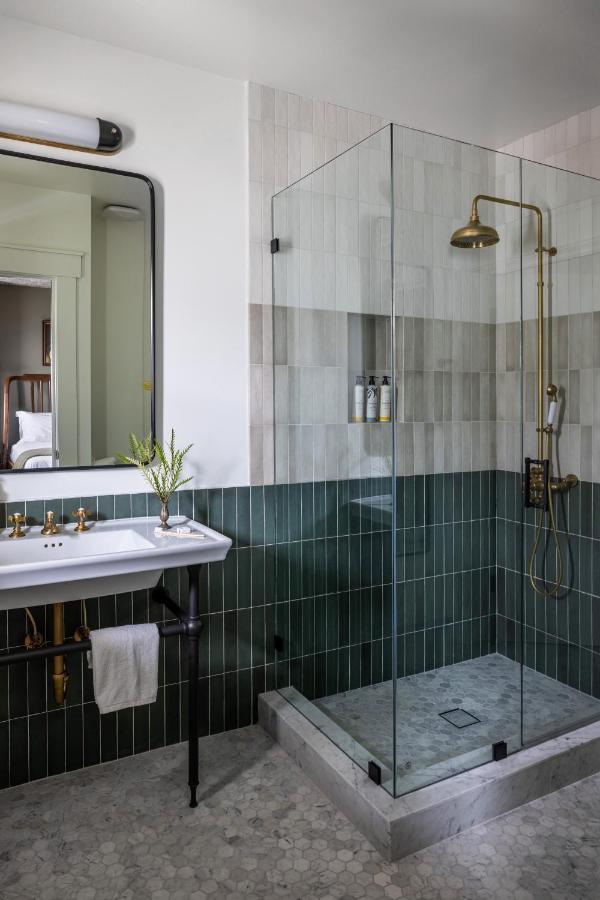 The Richland Hotel Orange Ngoại thất bức ảnh